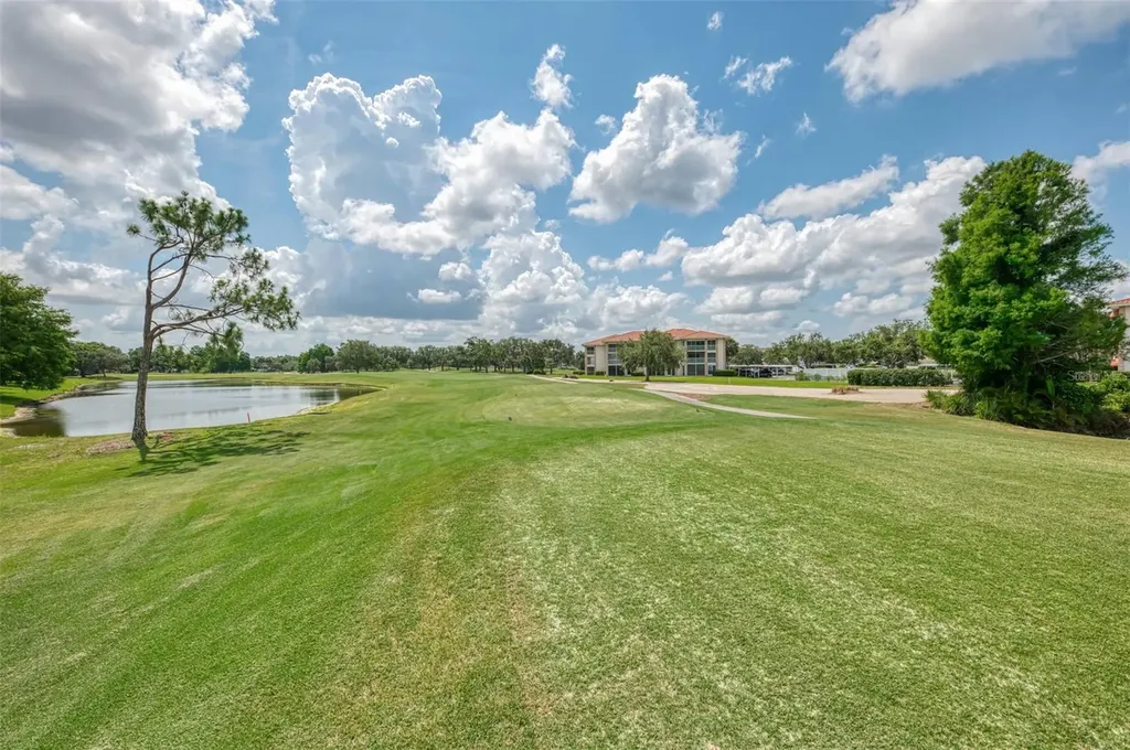 6546 Fairway Gardens Drive Bradenton FL 34203