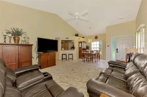 6546 Fairway Gardens Drive Bradenton FL 34203