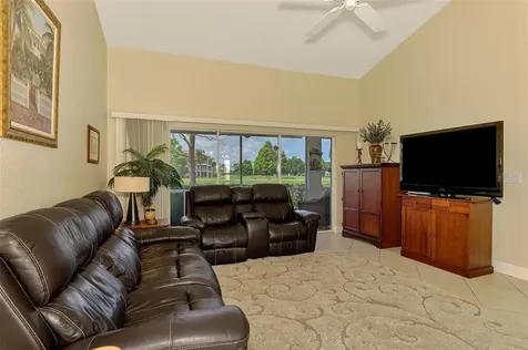 6546 Fairway Gardens Drive Bradenton FL 34203