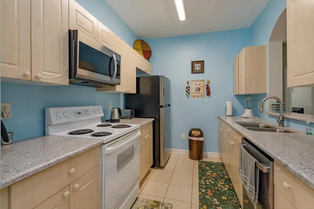2302 Silver Palm Drive Kissimmee FL 34747