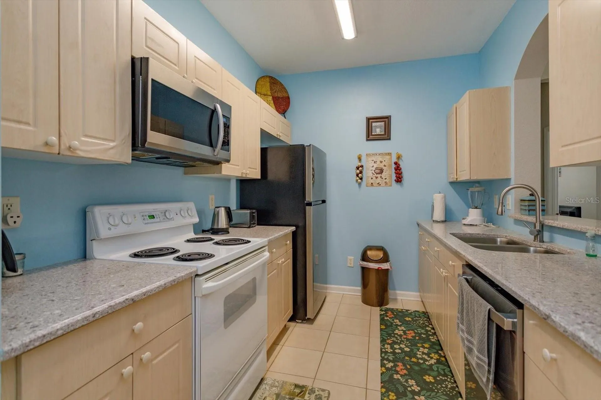 2302 Silver Palm Drive Kissimmee FL 34747