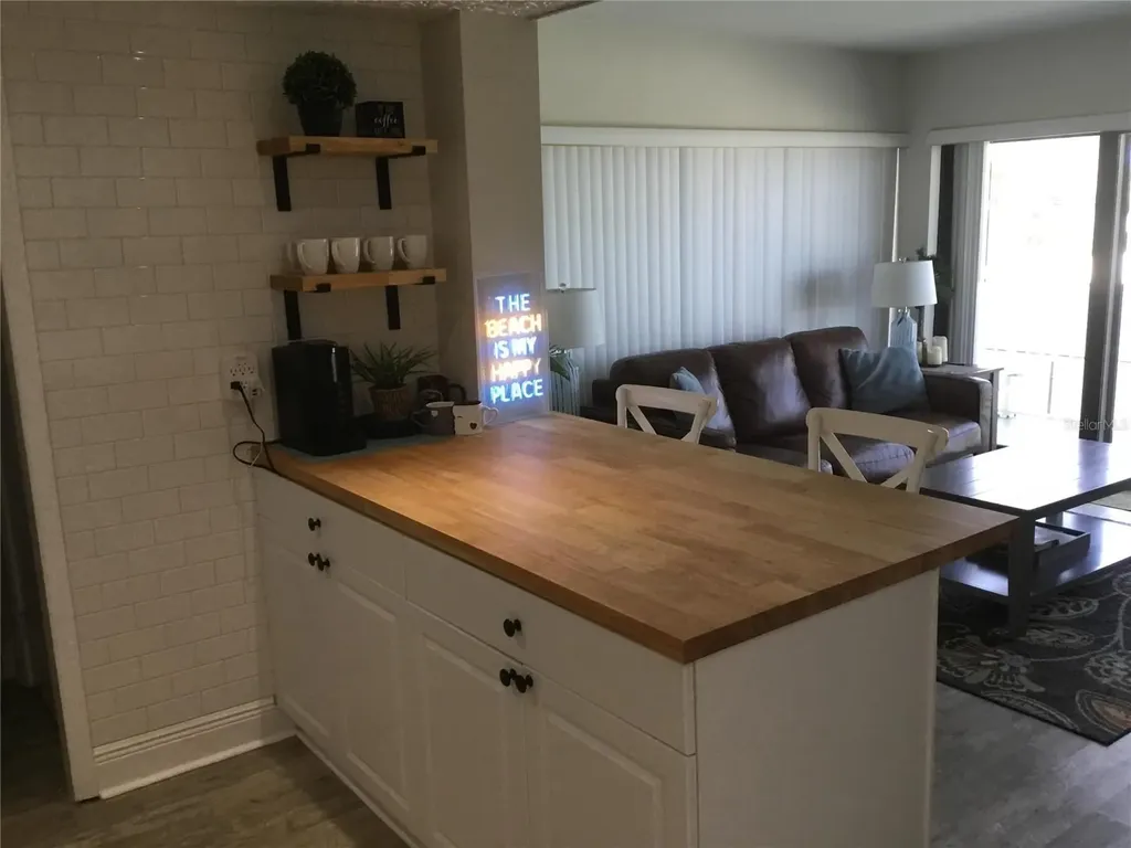 1571 S Atlantic Avenue New Smyrna Beach FL 32169
