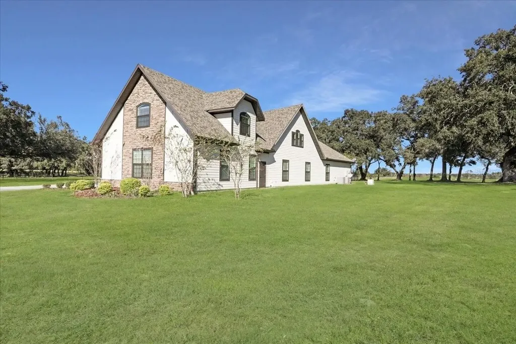 4107 SW State Road 45 Newberry FL 32669
