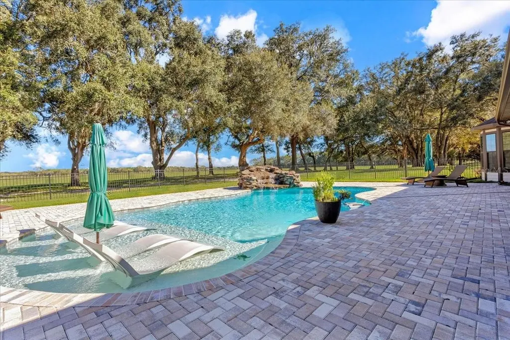 4107 SW State Road 45 Newberry FL 32669