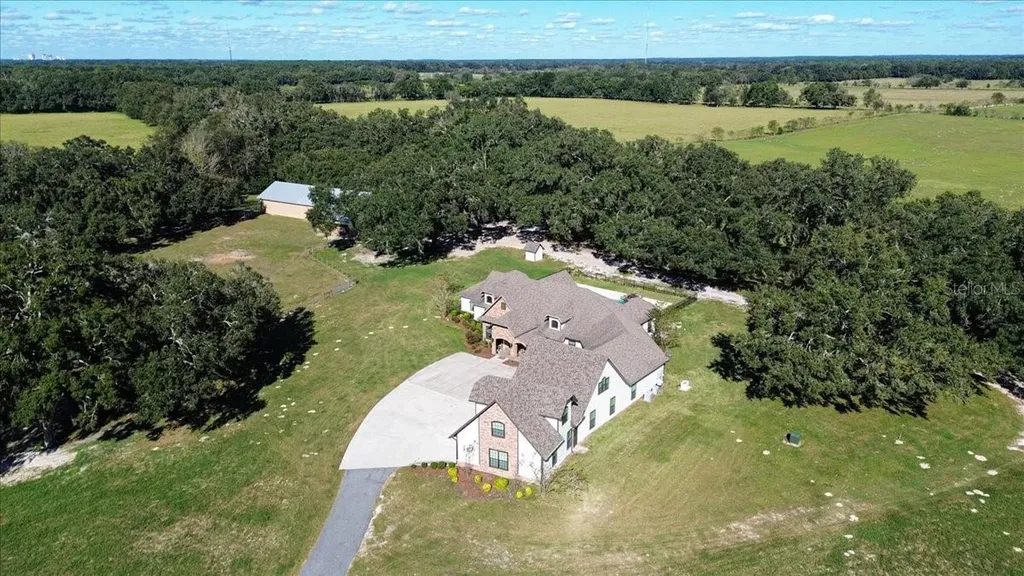 4107 SW State Road 45 Newberry FL 32669
