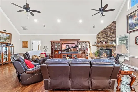 4107 SW State Road 45 Newberry FL 32669
