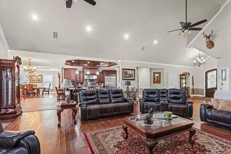 4107 SW State Road 45 Newberry FL 32669