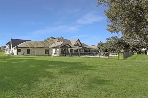 4107 SW State Road 45 Newberry FL 32669