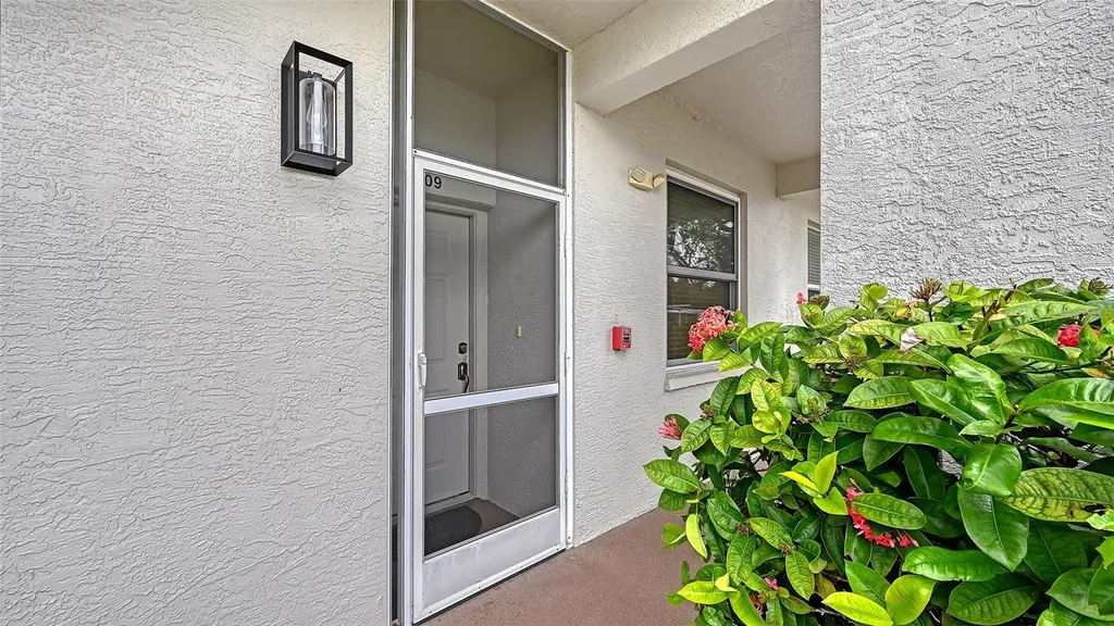 8750 Olde Hickory Avenue Sarasota FL 34238
