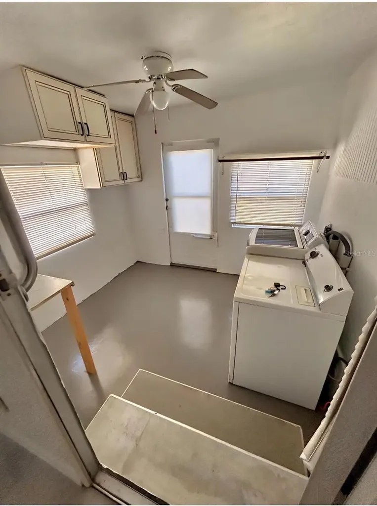 6505 Kansas Street Bradenton FL 34207