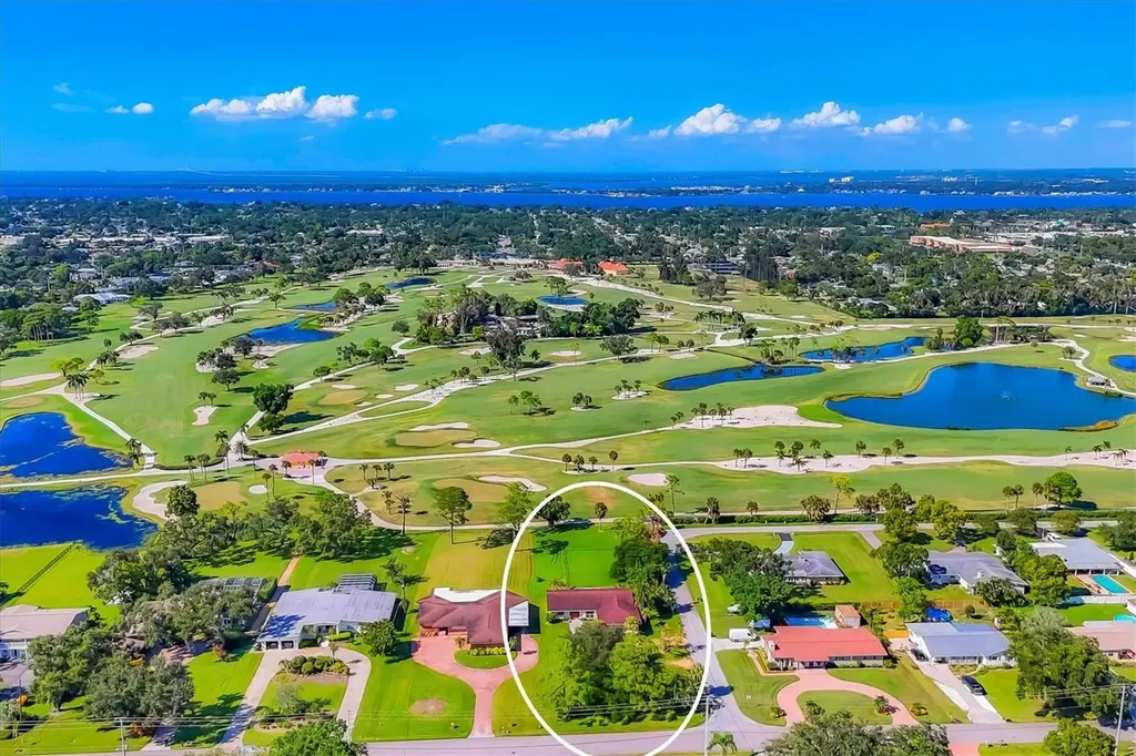 4704 18th Avenue W Bradenton FL 34209