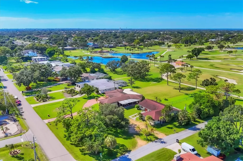 4704 18th Avenue W Bradenton FL 34209