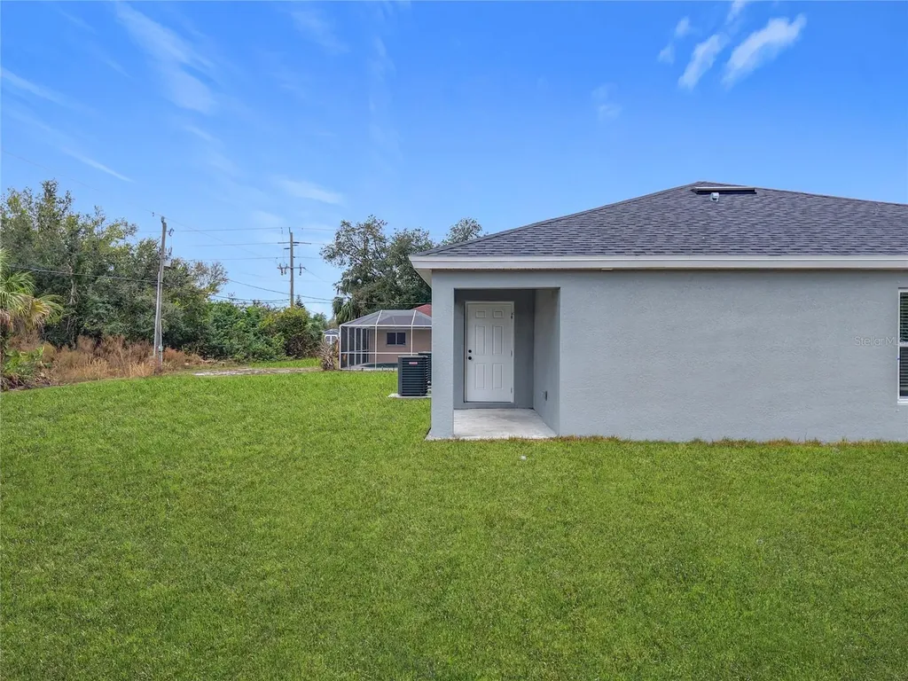 27169 Washington Street Punta Gorda FL 33983