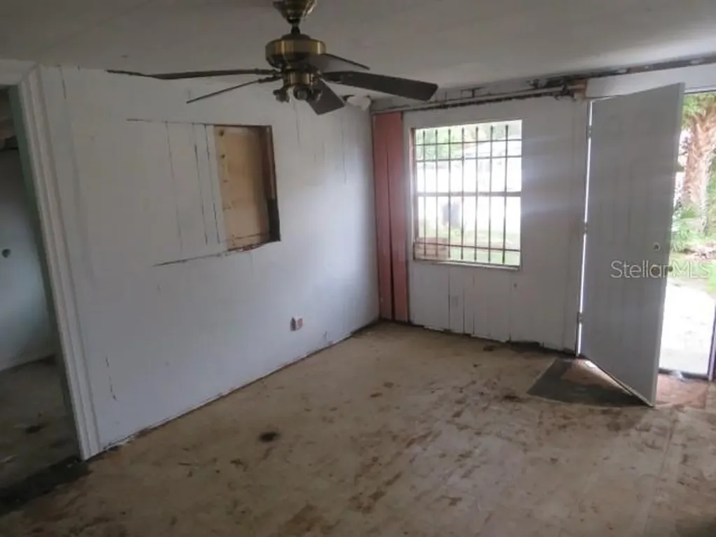 1785 42nd Street S St Petersburg FL 33711