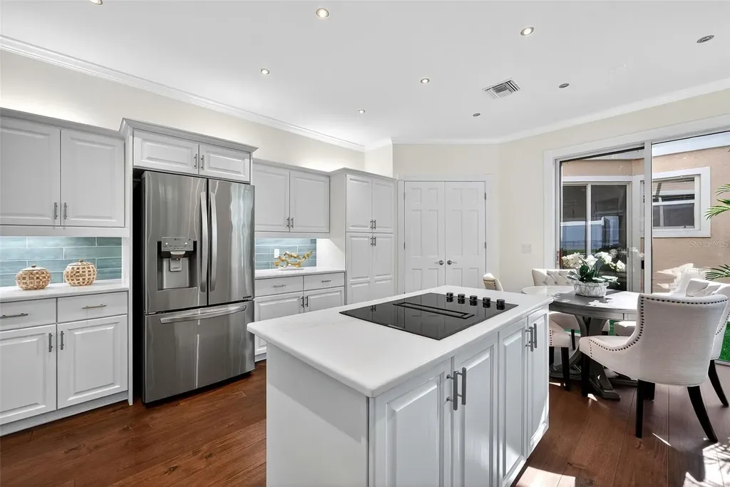 3488 Mistletoe Lane Longboat Key FL 34228