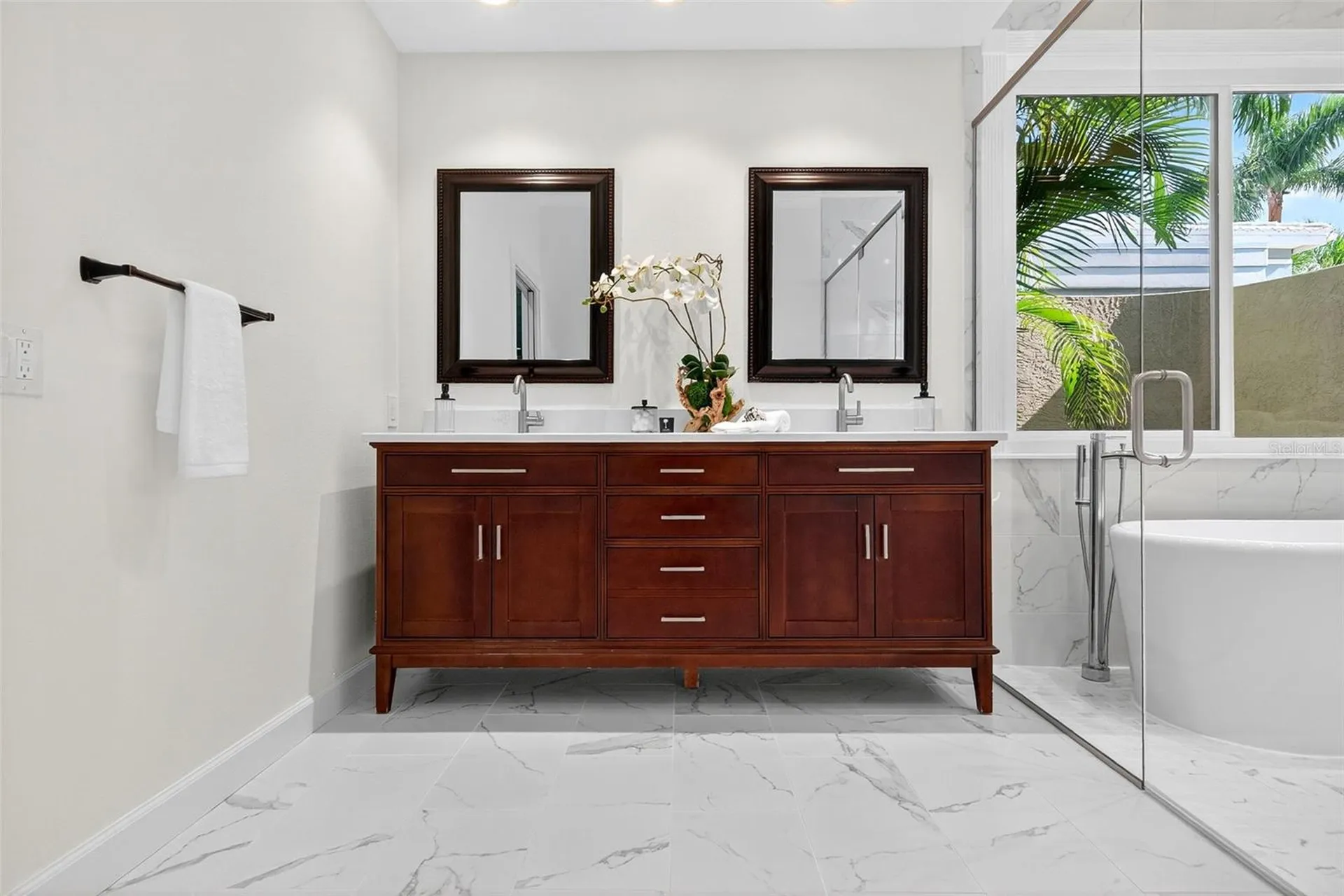 3488 Mistletoe Lane Longboat Key FL 34228