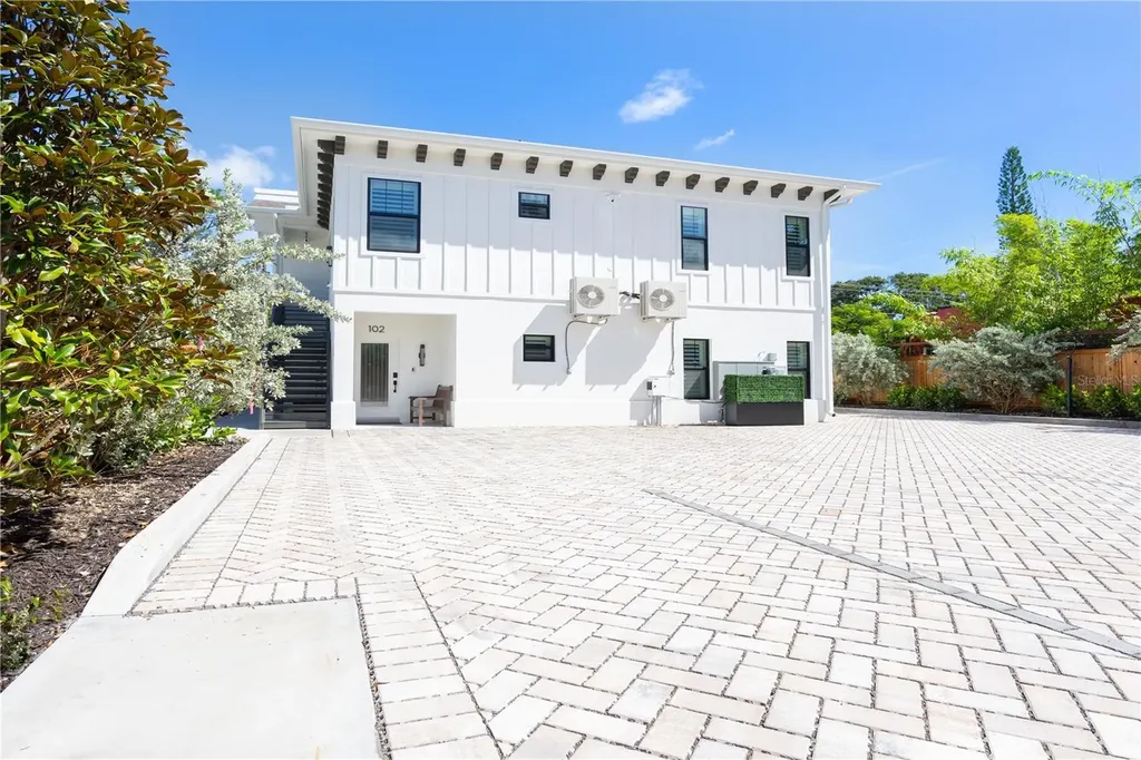 1234 15th Street Sarasota FL 34236