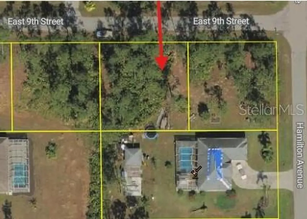 2904 E 9th Street Lehigh Acres FL 33972