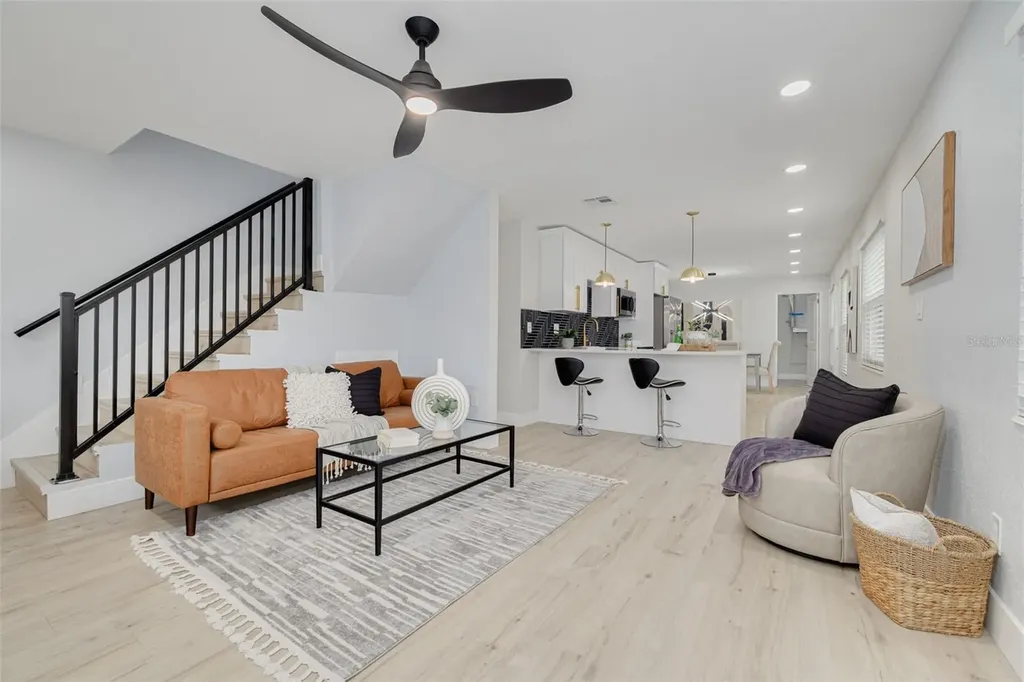 4954 2nd Avenue N St Petersburg FL 33710