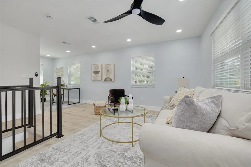 4954 2nd Avenue N St Petersburg FL 33710