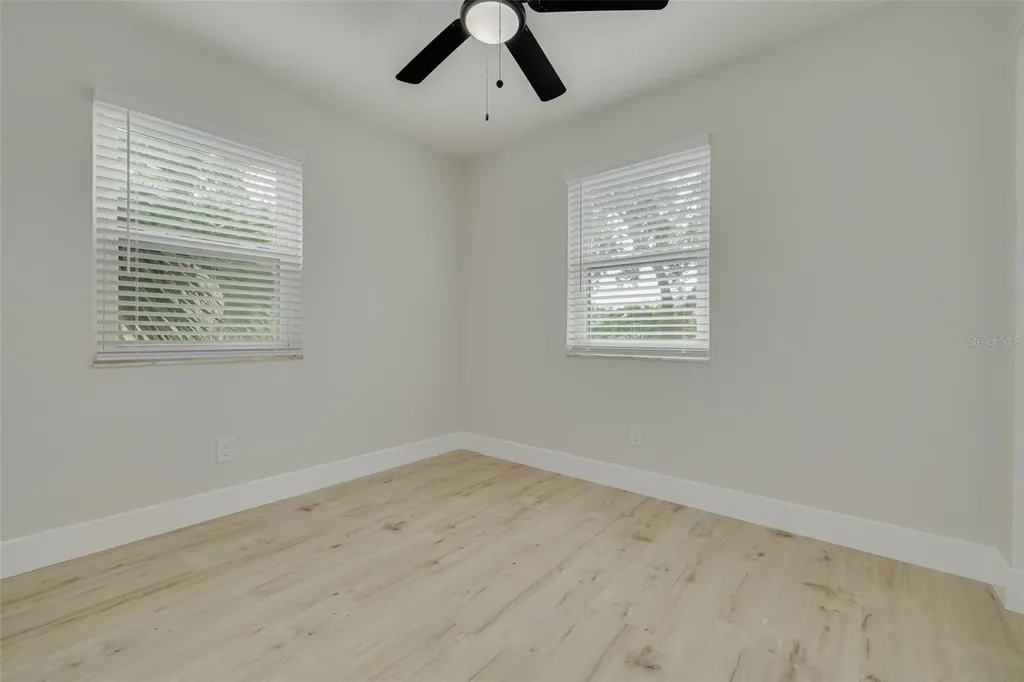 4954 2nd Avenue N St Petersburg FL 33710