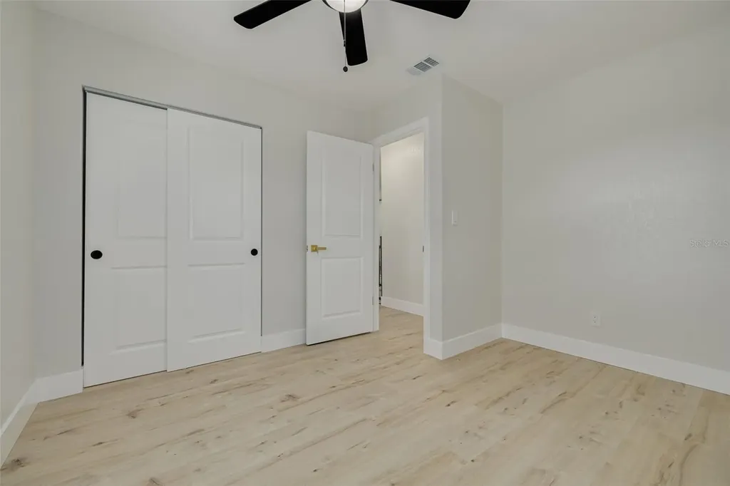 4954 2nd Avenue N St Petersburg FL 33710