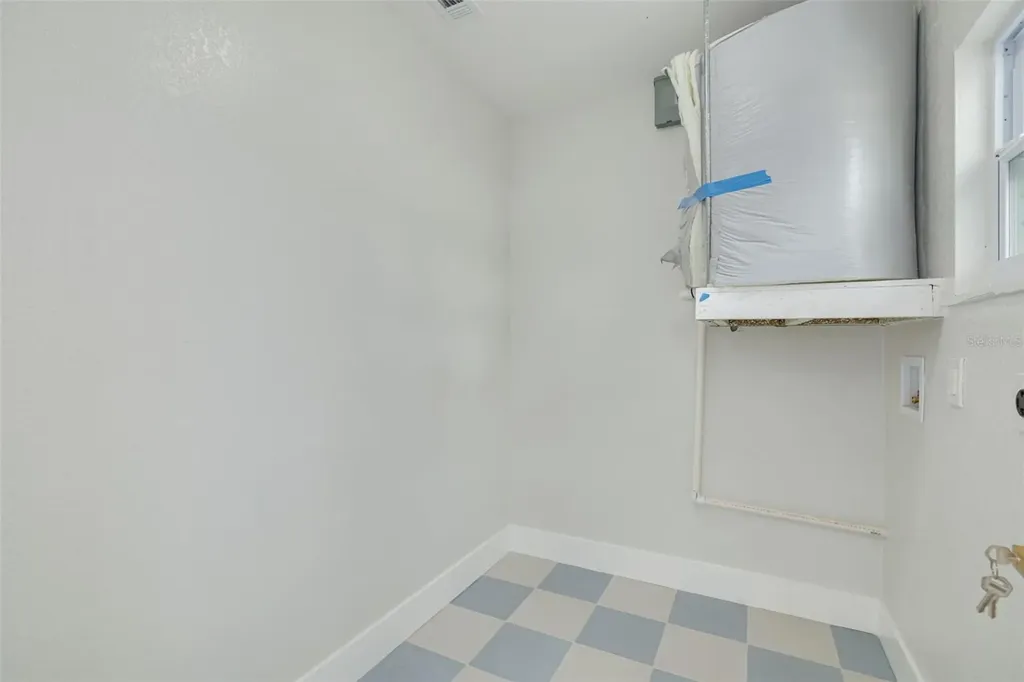 4954 2nd Avenue N St Petersburg FL 33710