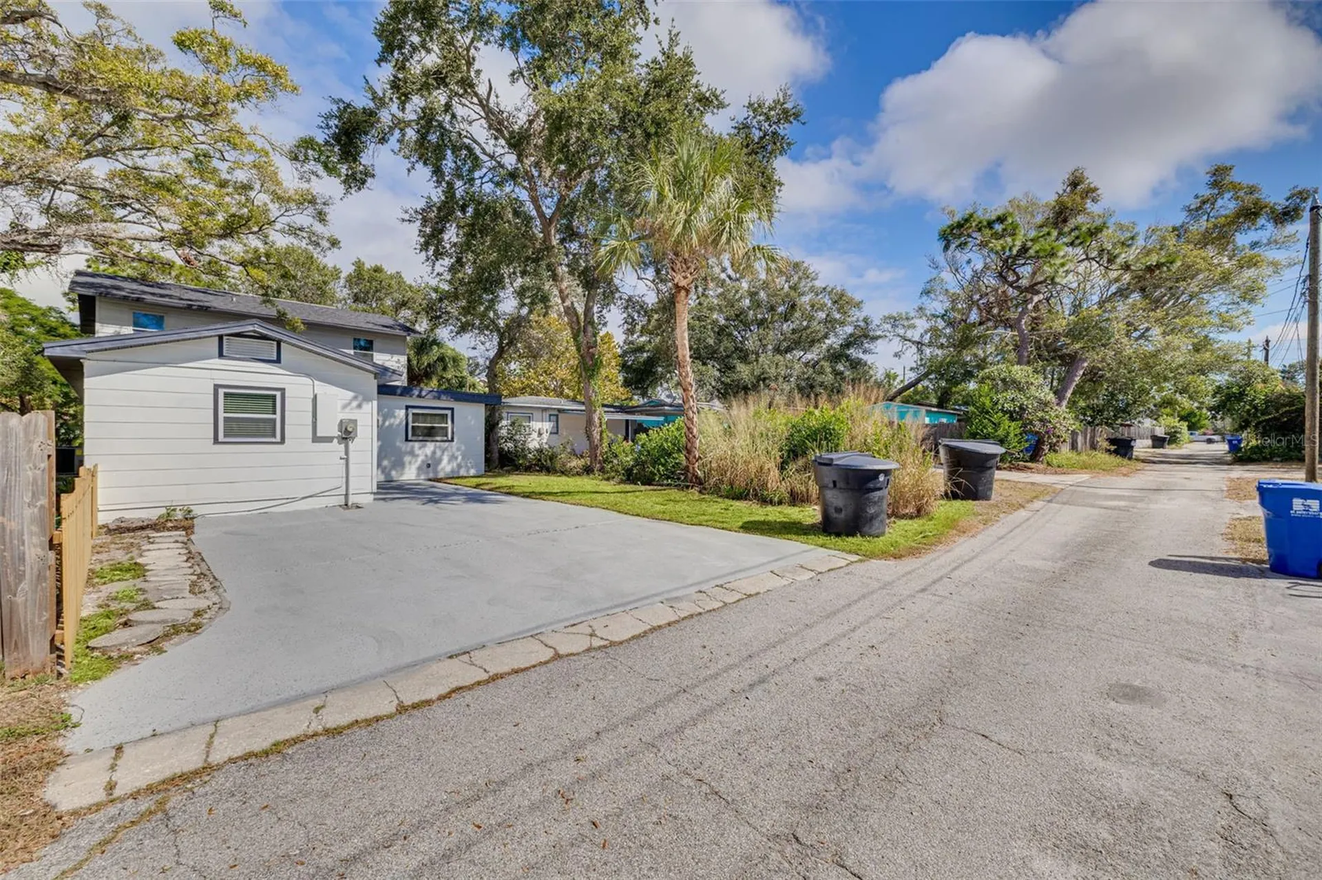 4954 2nd Avenue N St Petersburg FL 33710
