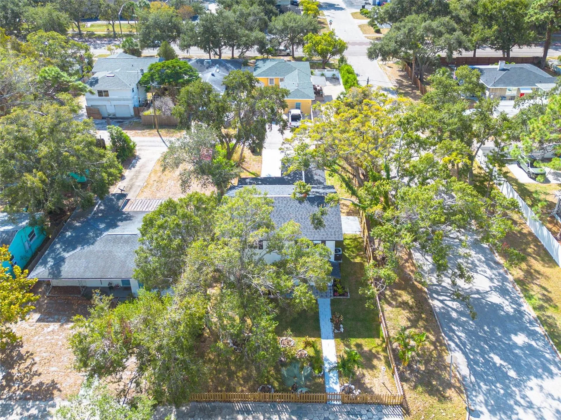 4954 2nd Avenue N St Petersburg FL 33710
