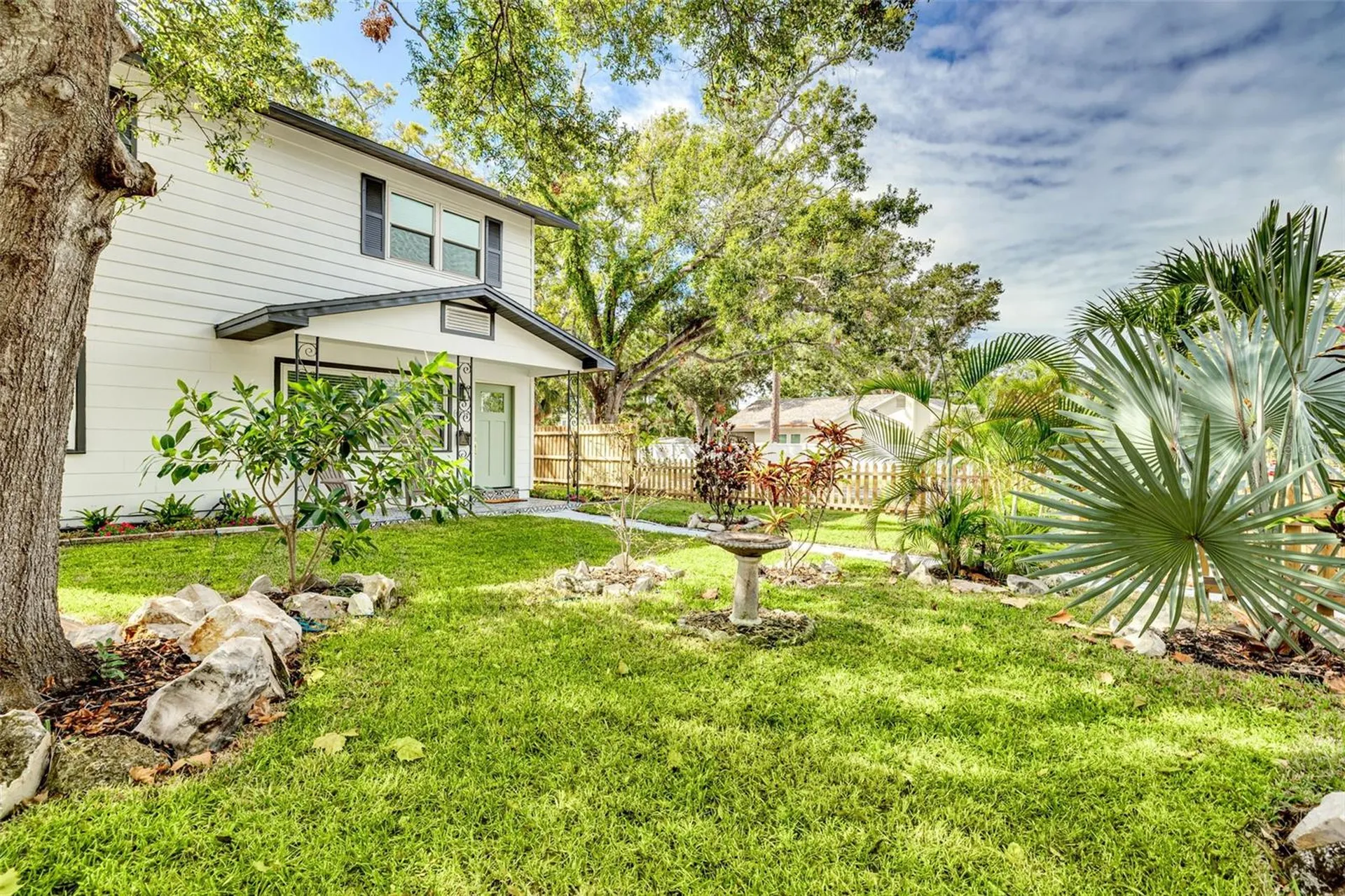 4954 2nd Avenue N St Petersburg FL 33710