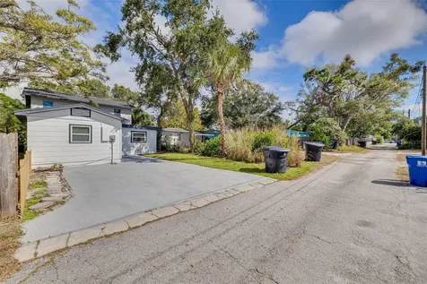 4954 2nd Avenue N St Petersburg FL 33710
