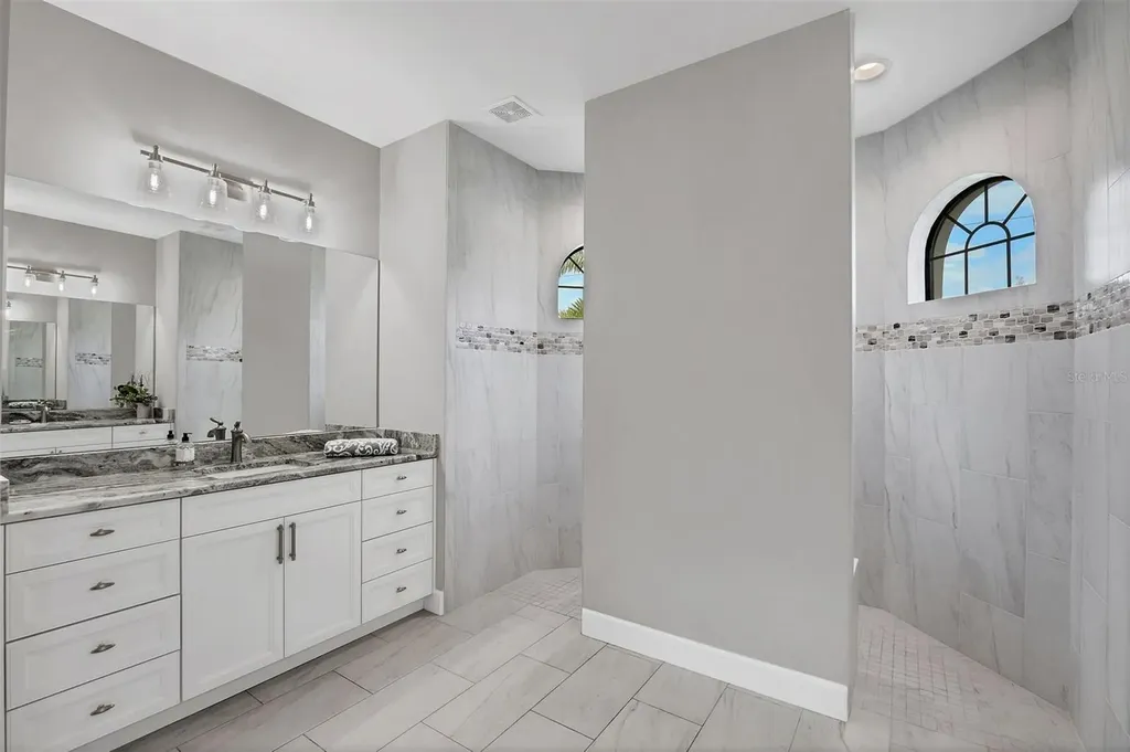 16660 Liggett Circle Port Charlotte FL 33981