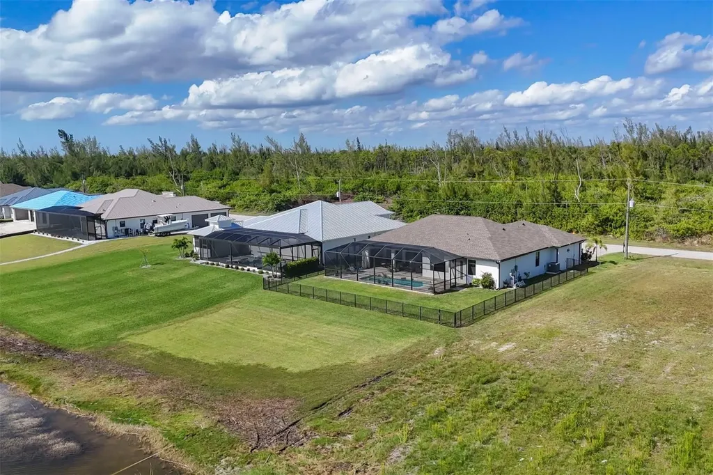 16660 Liggett Circle Port Charlotte FL 33981