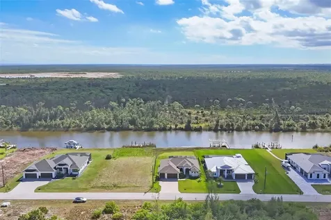 16660 Liggett Circle Port Charlotte FL 33981