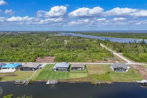 16660 Liggett Circle Port Charlotte FL 33981