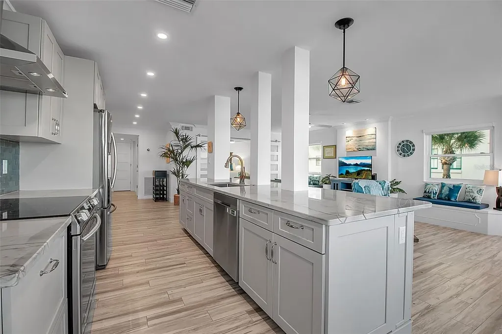 226 Golden Gate Point Sarasota FL 34236