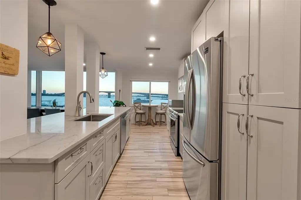 226 Golden Gate Point Sarasota FL 34236