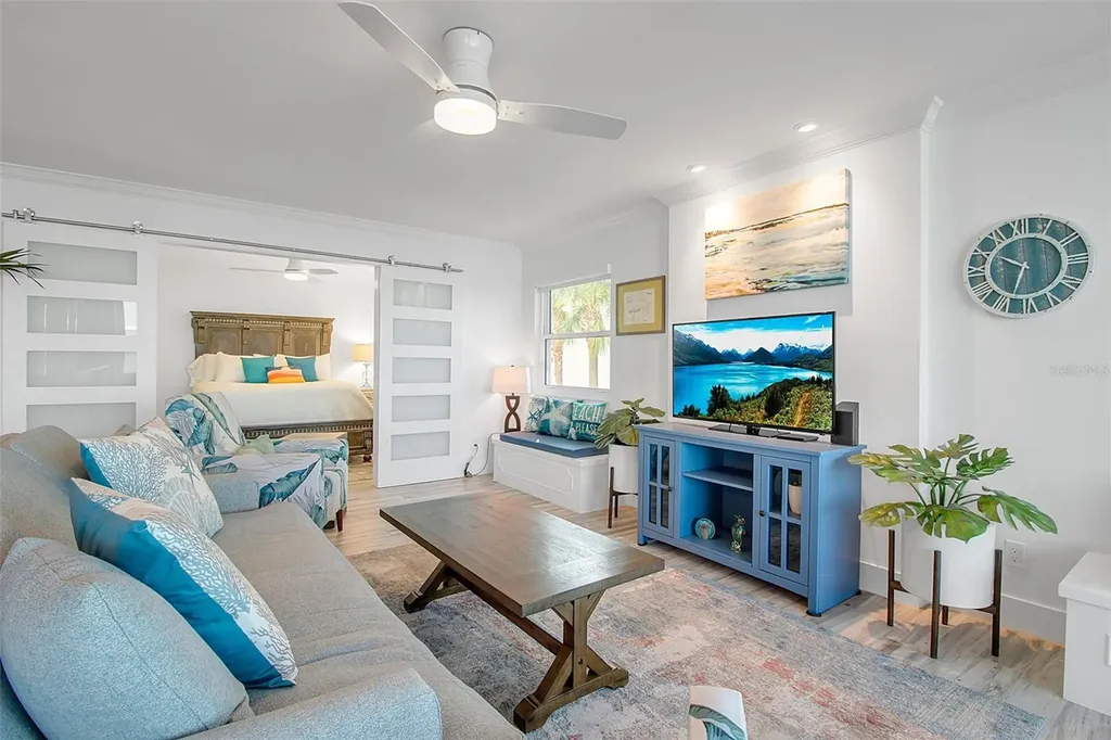 226 Golden Gate Point Sarasota FL 34236