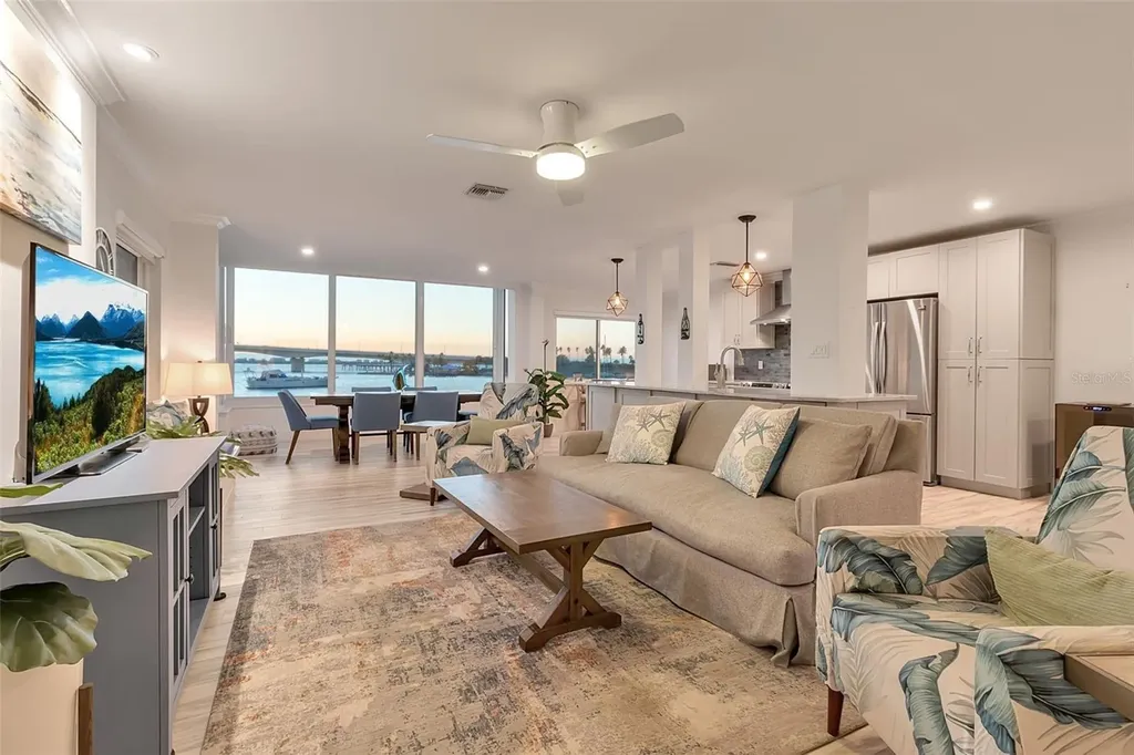 226 Golden Gate Point Sarasota FL 34236