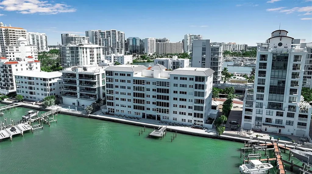 226 Golden Gate Point Sarasota FL 34236