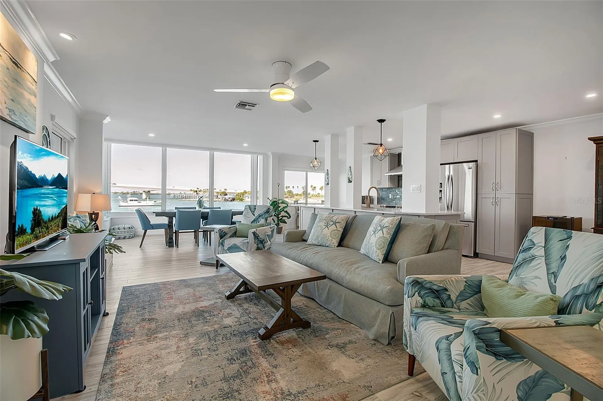 226 Golden Gate Point Sarasota FL 34236