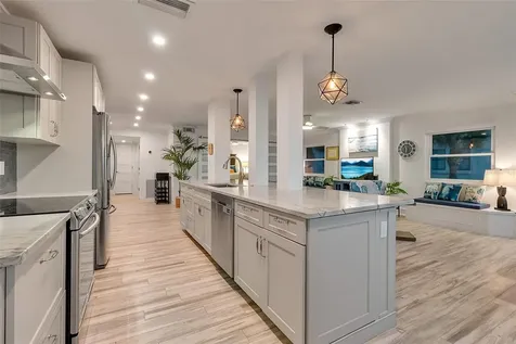 226 Golden Gate Point Sarasota FL 34236