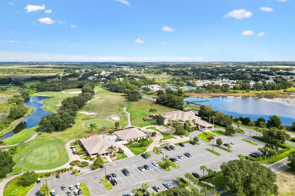 5610 King James Avenue Leesburg FL 34748