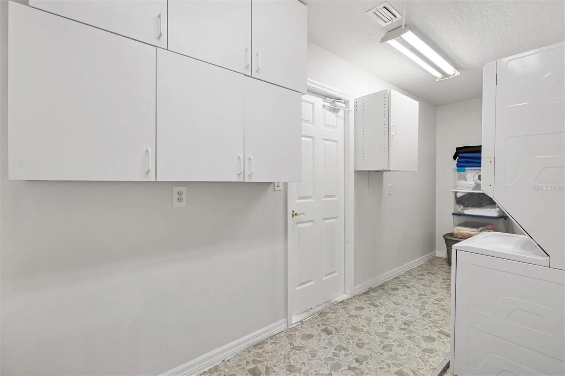 5610 King James Avenue Leesburg FL 34748