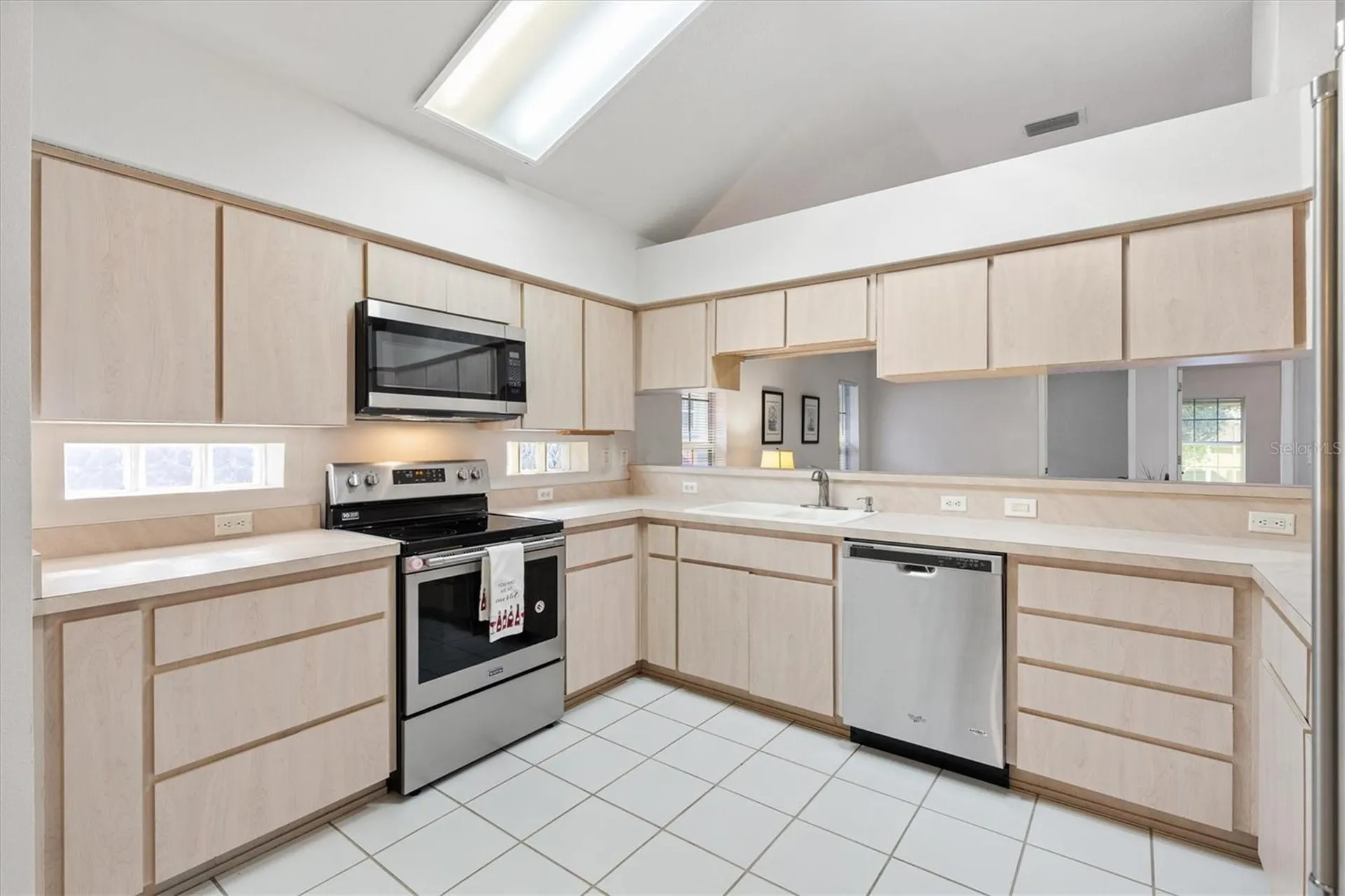 5610 King James Avenue Leesburg FL 34748