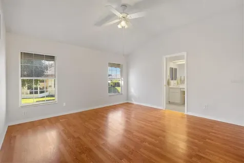5610 King James Avenue Leesburg FL 34748