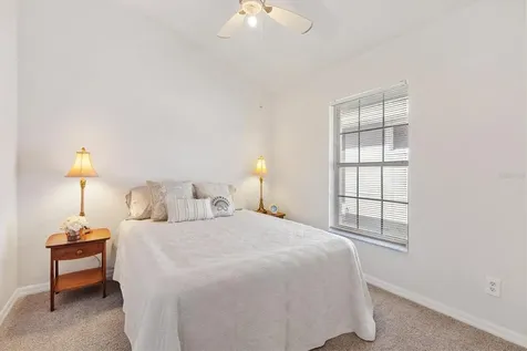 5610 King James Avenue Leesburg FL 34748