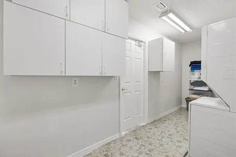 5610 King James Avenue Leesburg FL 34748