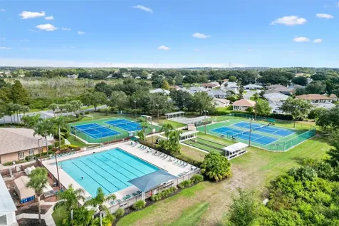 5610 King James Avenue Leesburg FL 34748