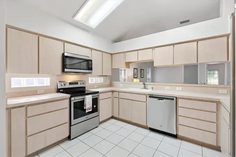 5610 King James Avenue Leesburg FL 34748